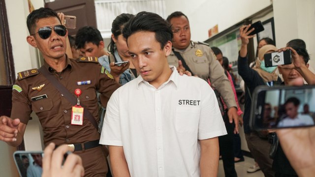 Jefri Nichol Akan Ajukan Pleidoi Agar Tuntutannya Berkurang (75194)