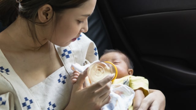 Ilustrasi Botol Susu Bayi. Foto: Shutterstock