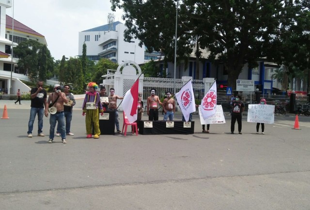 Sejumlah Ormas di Batam,  Unjuk Rasa Tolak UU KPK di DPRD Batam