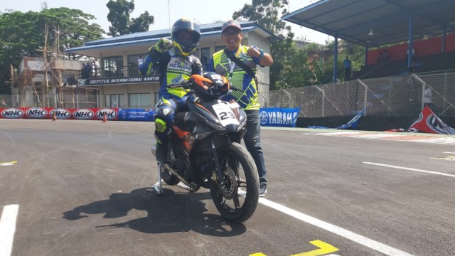 Pembalap asal Sultra saat mengikuti prakualifikasi di Sirkuit Sentul International Bogor, Jawa Barat, Foto: Istimewa.