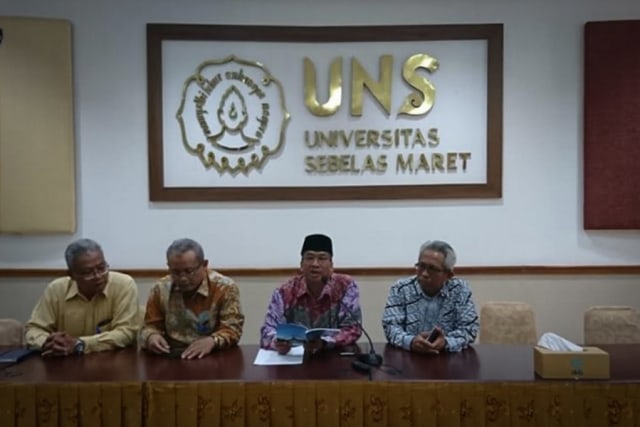 UNS Surakarta saat jumpa pers, Kamis (19/09). (Tara Wahyu)