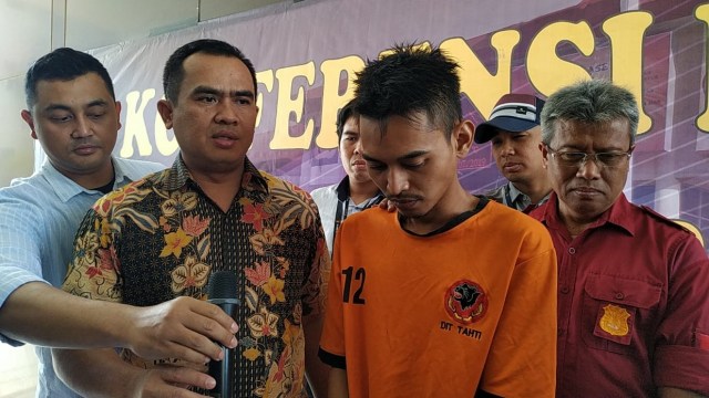 RIA, pemeran dan penyebar video mesum berseragam PNS Jabar. Foto: Rachmadi Rasyad/kumparan