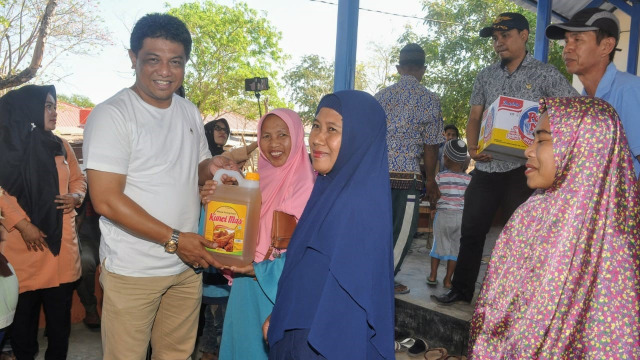 Semangat Berbagi ke Korban Gempa Palu di Hari Perhubnas (51712)