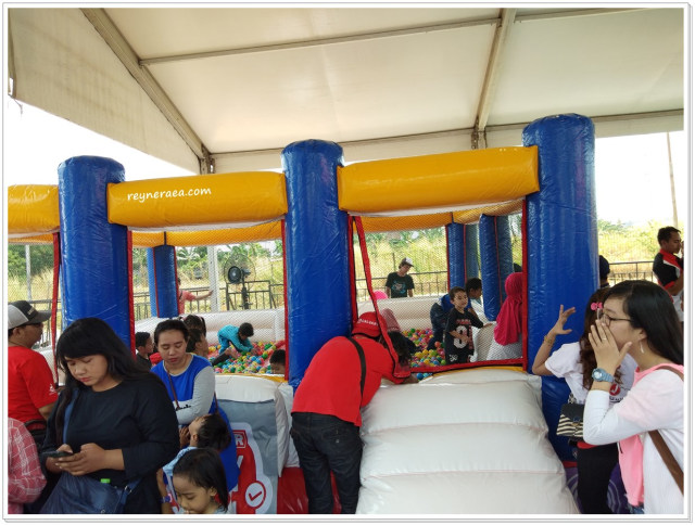 Keseruan XPANDER Pinter Bener Family Festival Di Surabaya (122892)