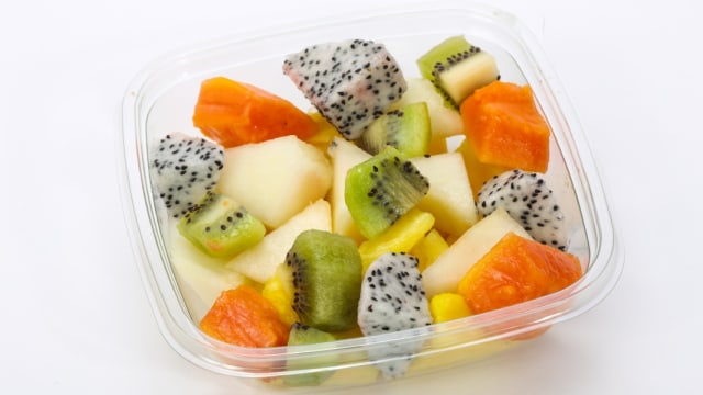 Buah Potong Dalam Plastik - Sekarang ini, buah jeruk juga bisa ditanam