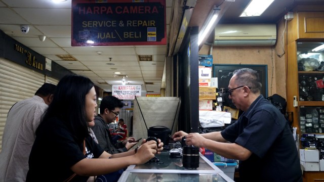 Foto Jasa Servis Kamera Di Pasar Baru Jakarta Kumparan Com