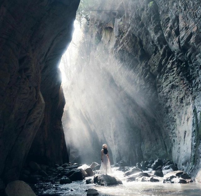 Menyelisik Curug Ibun Pelangi Objek Wisata Eksotis Di