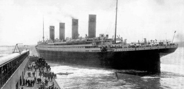 Keberangkatan Titanic dari Pelabuhan Southmpton menuju New York City tahun 1912