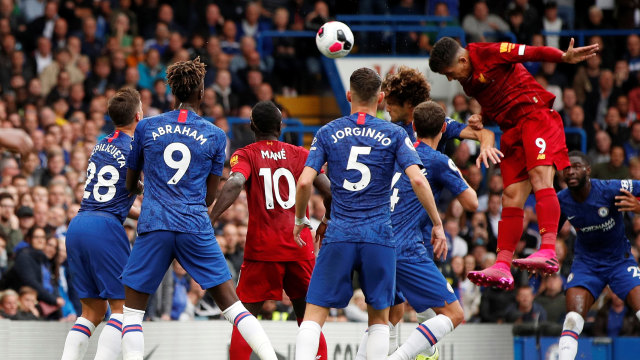 Laga Chelsea vs Liverpool. Foto: Reuters/John Sibley