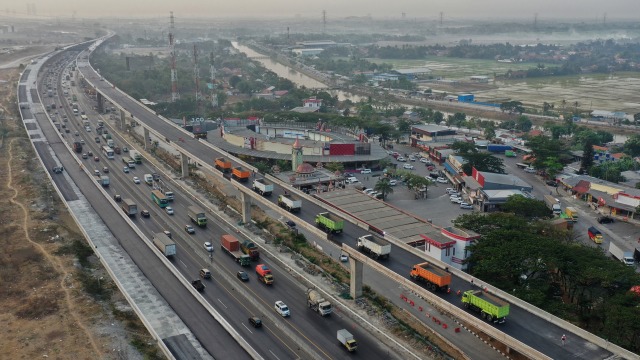 Foto udara Tol Layang Jakarta-Cikampek II. Foto: Jamal Ramadhan/kumparan