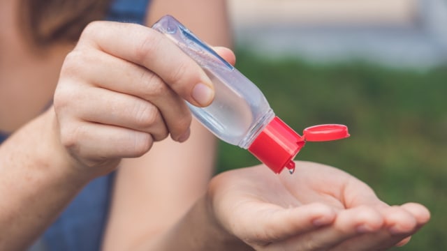 ilustrasi hand sanitizer.jpg