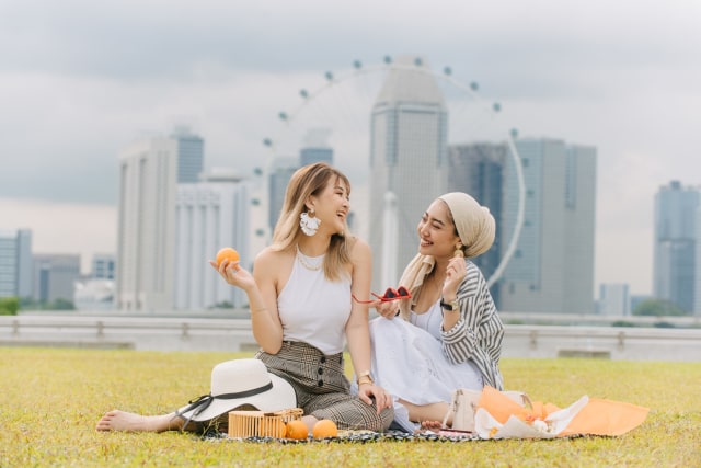 Ilustrasi piknik di Marina Barrage, Singapura. Foto: SweetEscape