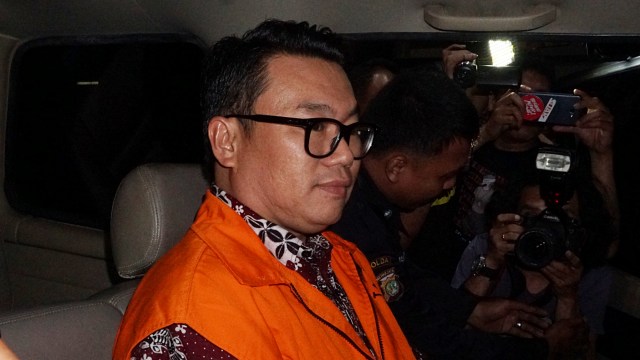 Direktur Utama Perum Perikanan Indonesia (Perindo) Risyanto Suanda resmi ditahan Komisi Pemberantasan Korupsi (KPK), Jakarta, Rabu (25/9). Foto: Fanny Kusumawardhani/kumparan