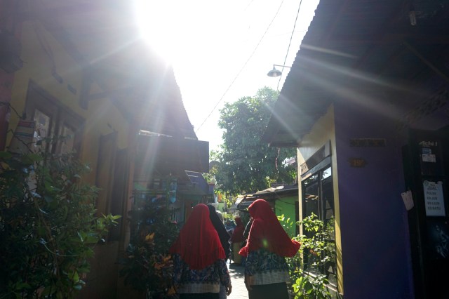 Suasana lingkungan di Kampung Hijau HSSE Pertamina, Kelurahan Jagir, Kecamatan Wonokromo, Surabaya. Foto: Nugroho Sejati/kumparan