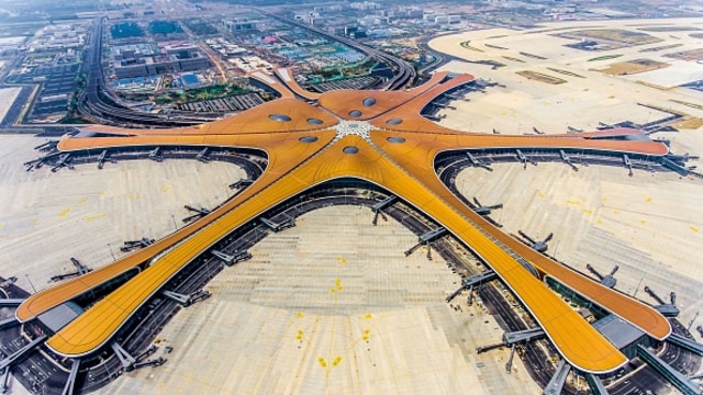 Gambar udara Daxing International Airport di Beijing, China. Foto: STR/AFP/Getty Images