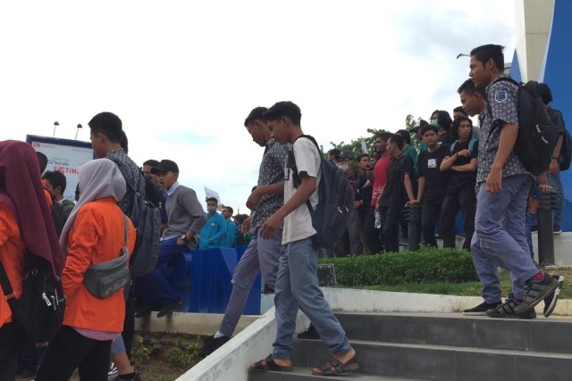 Mencegah Pelajar Demonstrasi (Lagi) (9040)