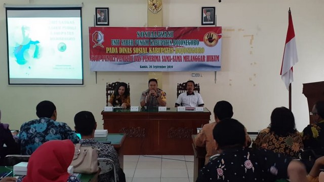 Sosialisasi Sapu Bersih Pungutan Liar, di lingkungan Dinas Sosial (Dinsos) Kabupaten Bojonegoro. Kamis (26/09/2019)