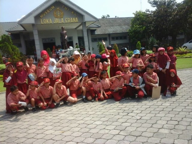 Sekolah Diliburkan Karena Demonstrasi,Ini Kegiatan Yang Bisa Dilakukan (302194)