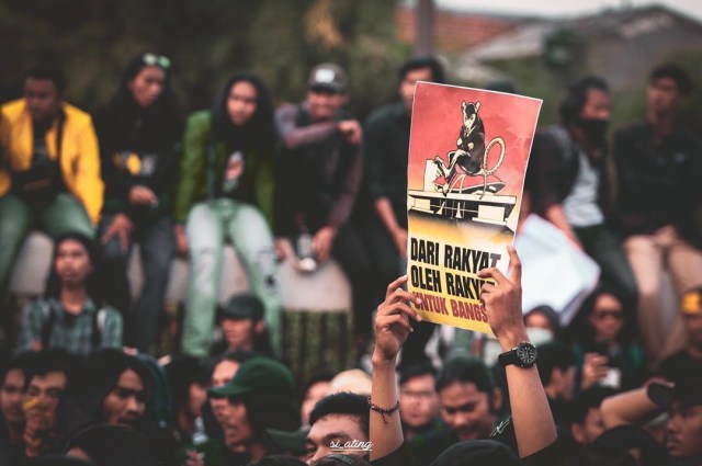 Demonstrasi masyarakat | Photo by si_ating via Instagram
