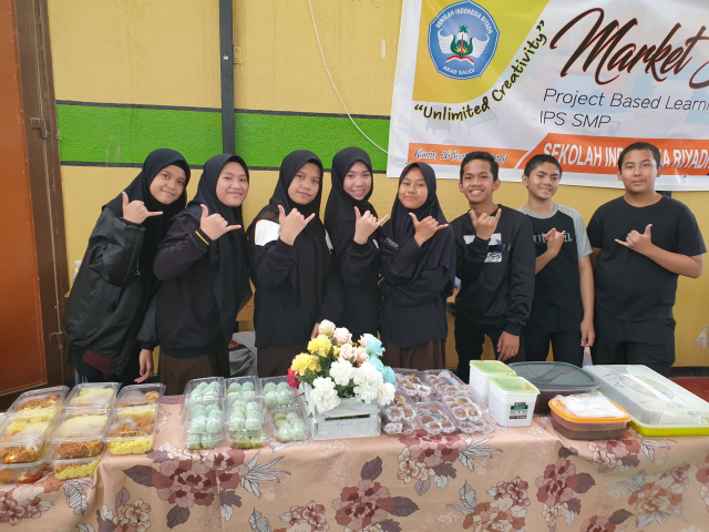 Market Day Sekolah Indonesia Riyadh 2019 Kumparan Com