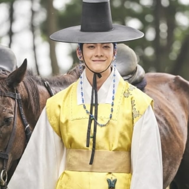 50 Drama Korea Cinta Segitiga Gif