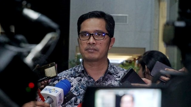 Juru bicara Komisi Pemberantasan Korupsi (KPK) Febri Diansyah memberikan keterangan pers di Gedung KPK, Jakarta, Jumat (27/9/2019). Foto: Fitra Andrianto/kumparan