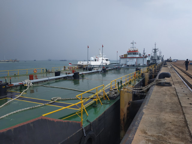 Bakamla RI Tangkap Kapal Tagboat, Saat Transfer Minyak di Batam