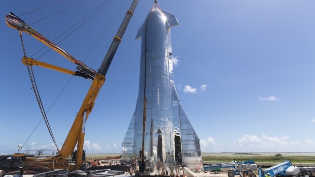 Roket peluncuran pesawat Starship Mk 1 dari SpaceX. Foto: Elon Musk/Twitter