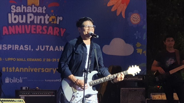 Baim saat memberikan penampilan terakhir dalam acara Sahabat Ibu Pintar 1st Anniversary, Minggu (29/9) Foto: Prameshwari 'Imesh' Sugiri/kumparan.com