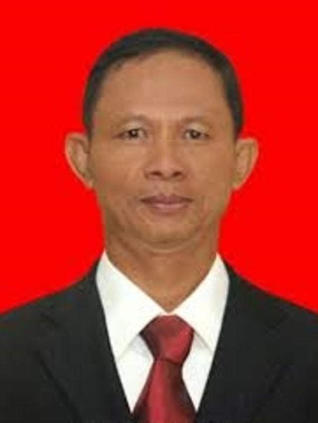 Laksamana Muda (Purn) Sony Santoso (NOTCOV)