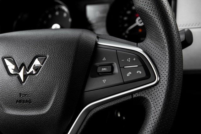 Wuling Hong Guang Plus