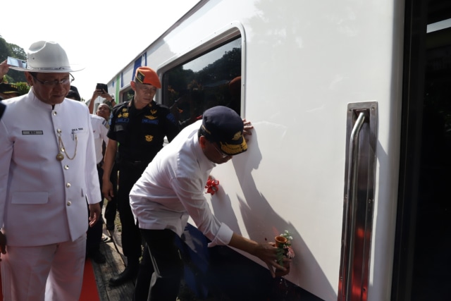 Melihat Megahnya KA Istimewa, Kereta Terbaru Milik PT KAI (1143353)