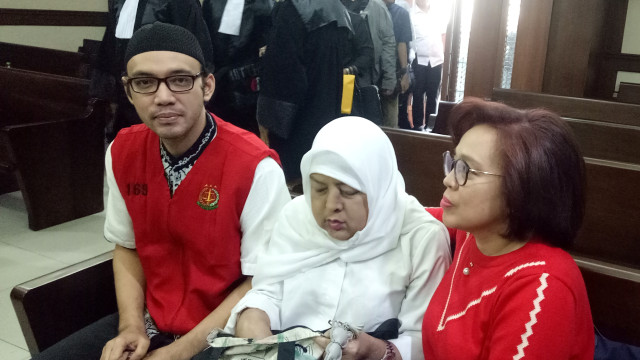 Sandy Tumiwa soal Disalahkan Keluarga saat Ibu Meninggal: Saya Akui dan Terima (45983)