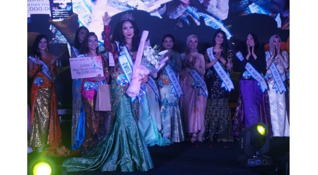 Gadis Denpasar Ini Raih Gelar Miss Internet Indonesia. Apa Rahasianya?