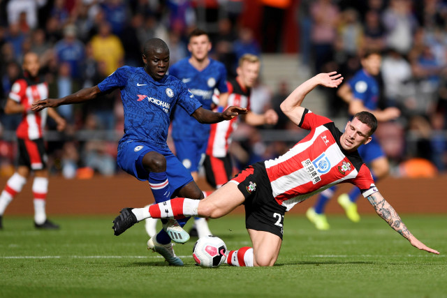 Pertandingan antara Southampton melawan Chelsea di St Mary's Stadium, Southampton, Inggris, Minggu (6/10/2019). Foto: Reuters/Tony O'Brien