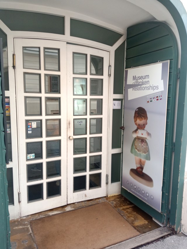 Mengunjungi Museum Patah Hati di Kroasia (66374)