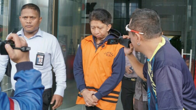 KPK Tahan Eks Pegawai KPP PMA Tiga Terkait Kasus Suap Restitusi Pajak (3094)