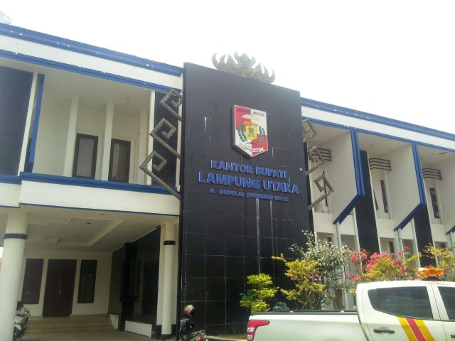 Kantor Bupati Lampung Utara, Selasa (8/10) | Foto : Sidik Aryono/Lampung Geh