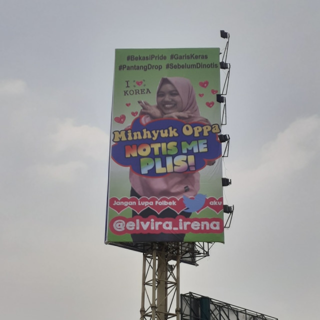 Fangirl pasang iklan billboard Foto: Istimewa