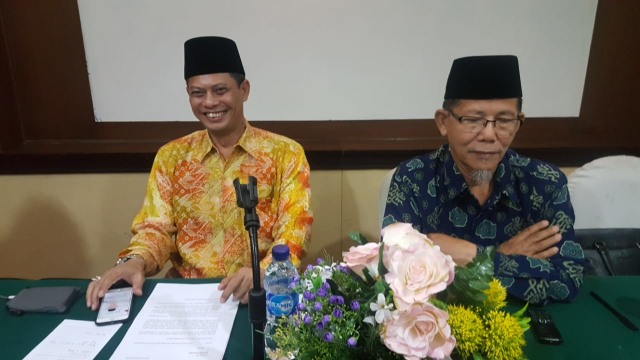 Ketua dan Sekretris MUI Kota Batam