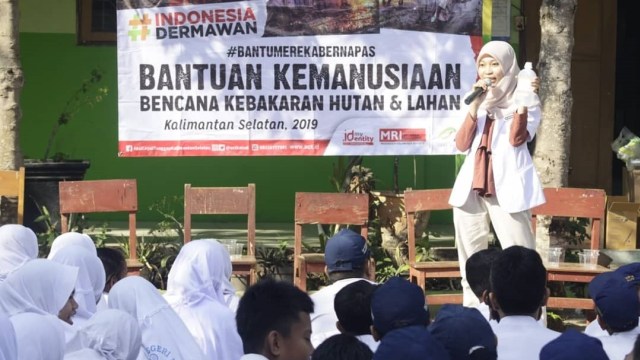 ACT Kalsel gelar cuci hidung terhadap 589 pelajar di SD - SMP Plus Citra Madinatul Ilmi, Banjarbaru pada Selasa (8/10). Foto: ACT Kalsel