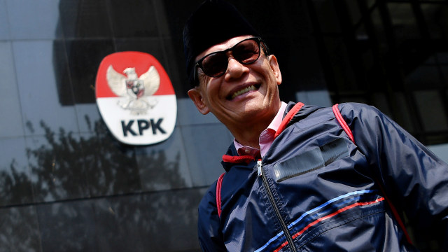 Anggota BPK Rizal Djalil meninggalkan kantor KPK usai diperiksa di Jakarta, Rabu (9/10/2019). Foto: ANTARA FOTO/Sigid Kurniawan