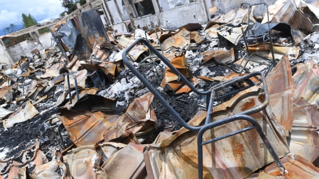 Kondisi ruangan yang hangus terbakar di Kantor Bupati Jayawijaya, Wamena, Papua, Rabu (9/10/2019). Foto: ANTARA FOTO/M Risyal Hidayat