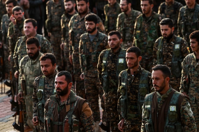 Tentara YPG Kurdi di Suriah. Foto: AFP/Delil Souleiman