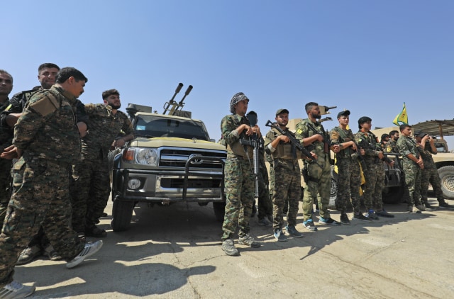 Tentara YPG Kurdi di Suriah. Foto: AFP/Delil Souleiman