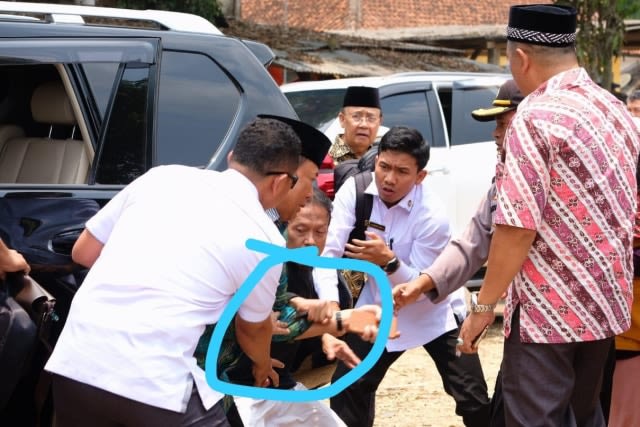 Wiranto saat diserang di Banten. Foto: Dok. Istimewa