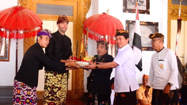 Dua Mata Tombak Sisa Puputan Klungkung 1908 Dikembalikan Dari Belanda