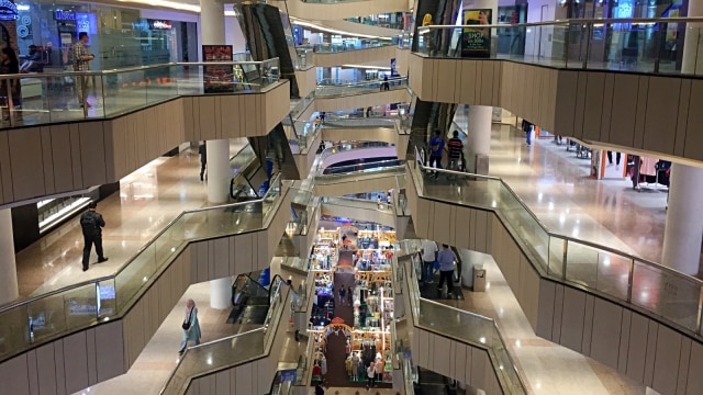 Sempat sepi beberapa tahun, pusat perbelanjaan Plaza Blok M kini kembali hadir dengan tampilan baru. Foto: Selfy Sandra Momongan/kumparan