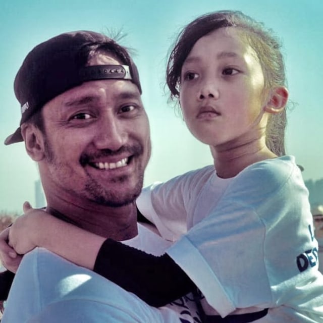 Tora Sudiro dan putrinya, Jenaka. Foto: Instagram/@t_orasudi_ro