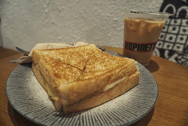 MRT Food Guide (92909)